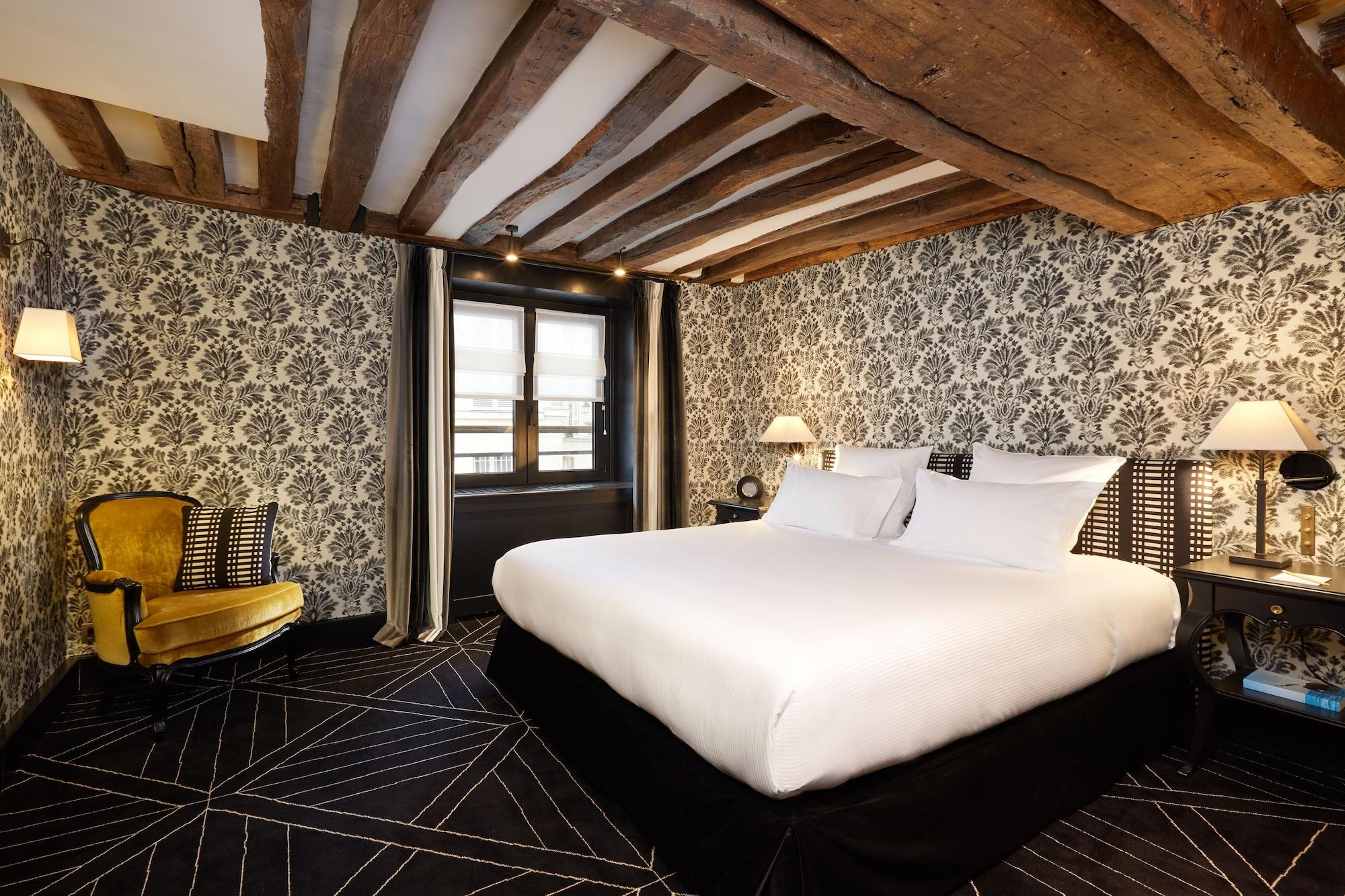 Le Pavillon De La Reine & Spa, Place Des Vosges 5* París