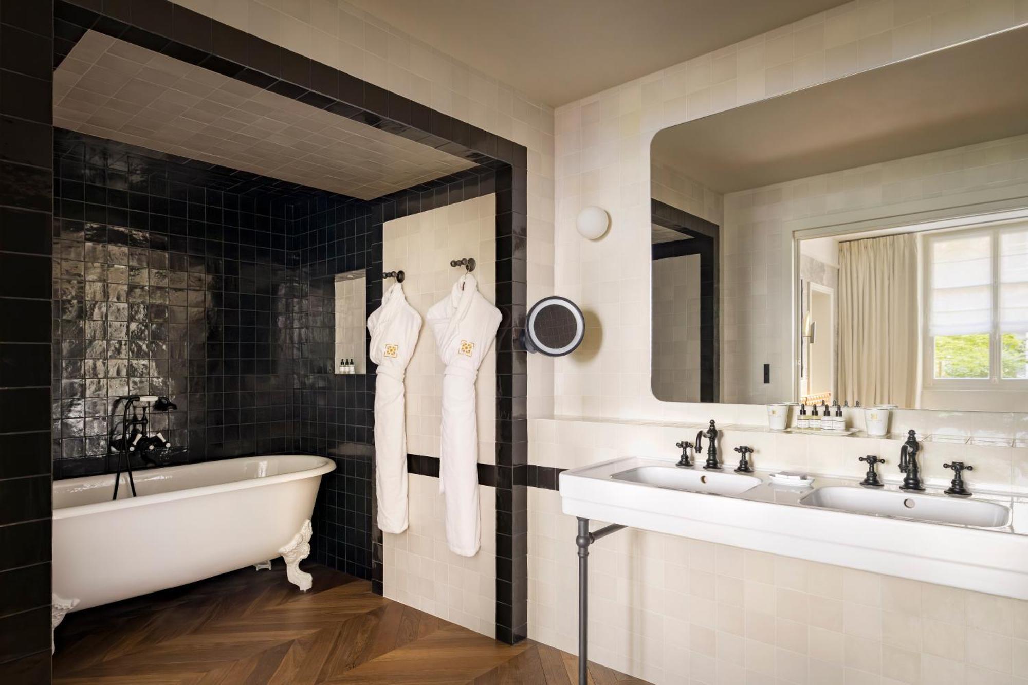Le Pavillon De La Reine & Spa, Place Des Vosges 5* Paris